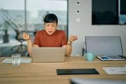 Leaders Why Senior Leaders Plateau and What Finally Breaks the Ceiling