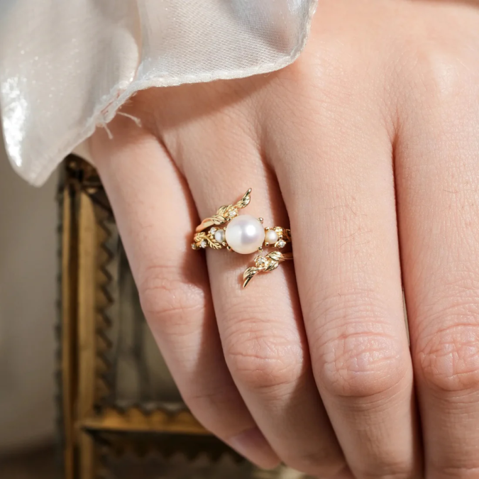 Pearl Engagement Rings Are Trending Again in 2026 — Why Modern Brides Are Choosing This Timeless Gem 
