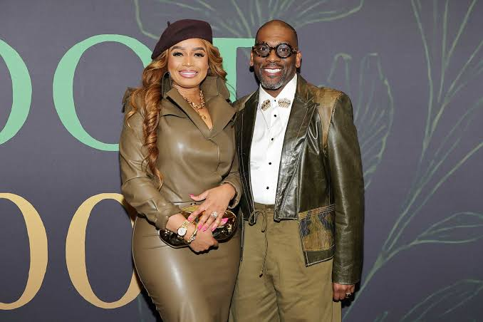 jamal bryant wife dress