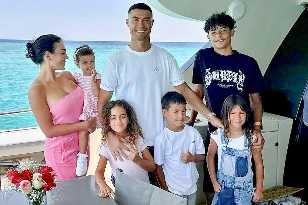 ronaldo kids