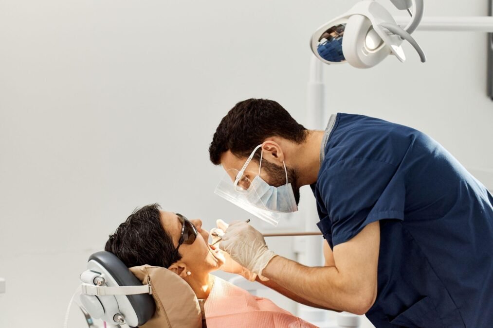 Amalgam or Composite? What to Know Before Getting Dental Fillings Near Warwickshire