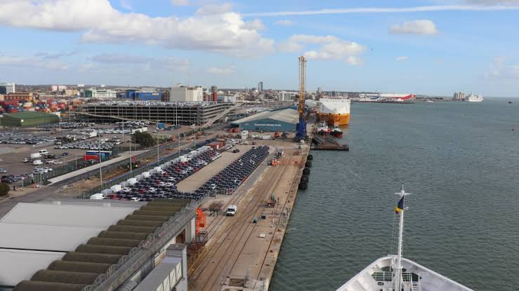 southampton cruise ship evacuated southampton cruise ship evacuated
