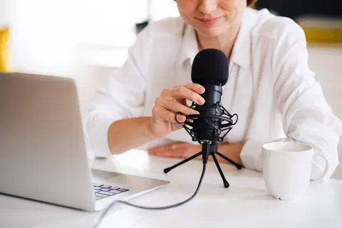 How to Position Yourself as an Expert in Your Niche?